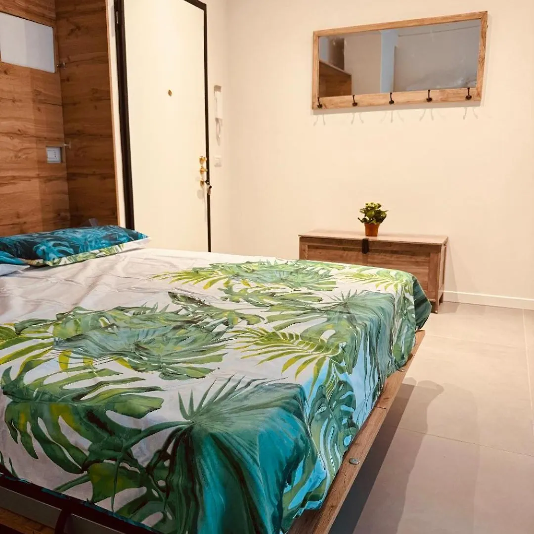 Rainbow Studio Flat- Monolocale Luminoso Milan 0*,